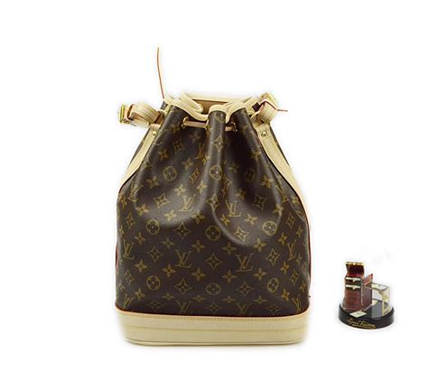 m42224 louis vuitton|louis vuitton noe bag.